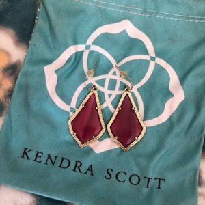 Kendra Scott Alexa Earrings in Berry